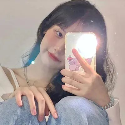 一位站立的人